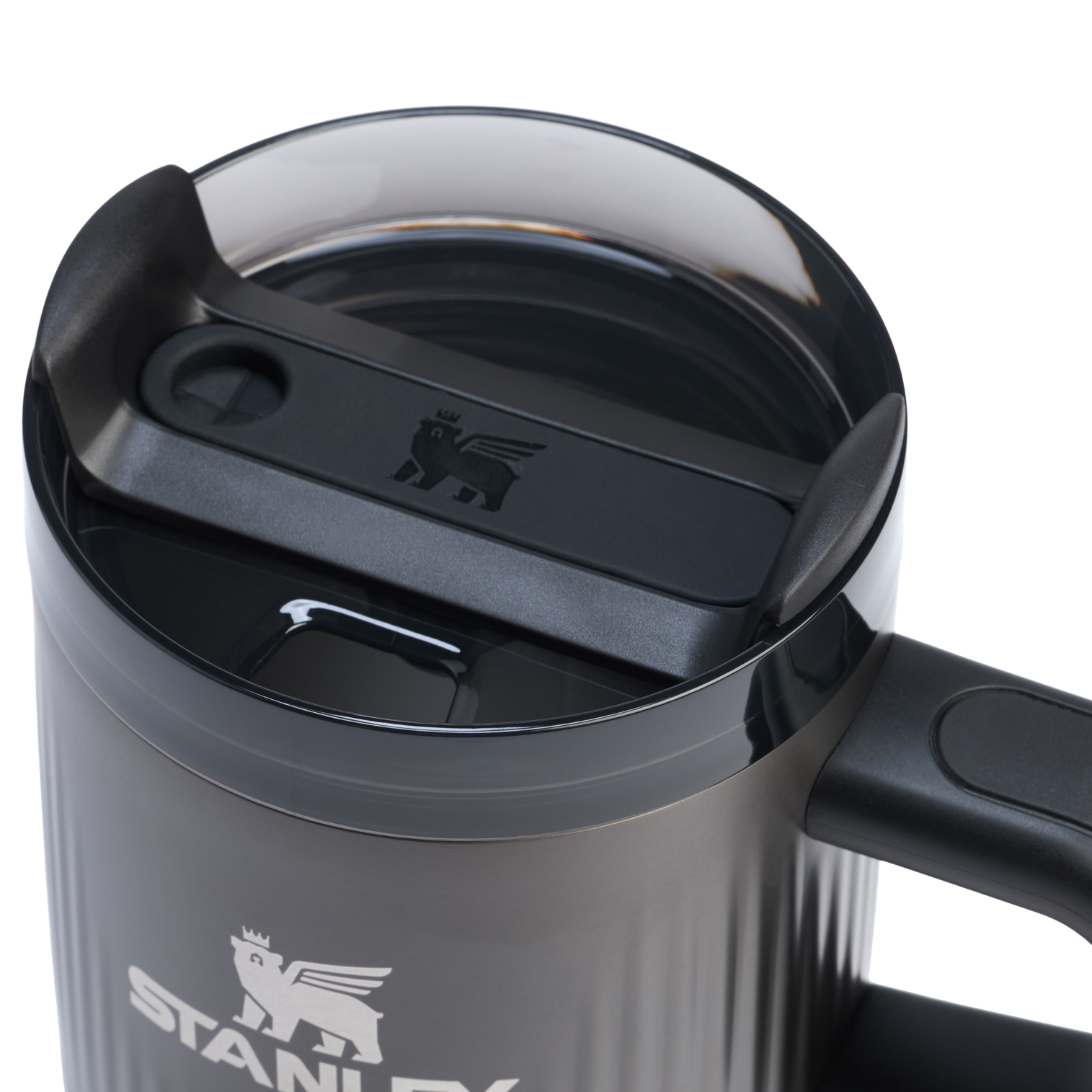 Web_PNG_Square-TheQuencherH20FlutedTextureTumbler20OZ-BlackPVD-LidDetail.png