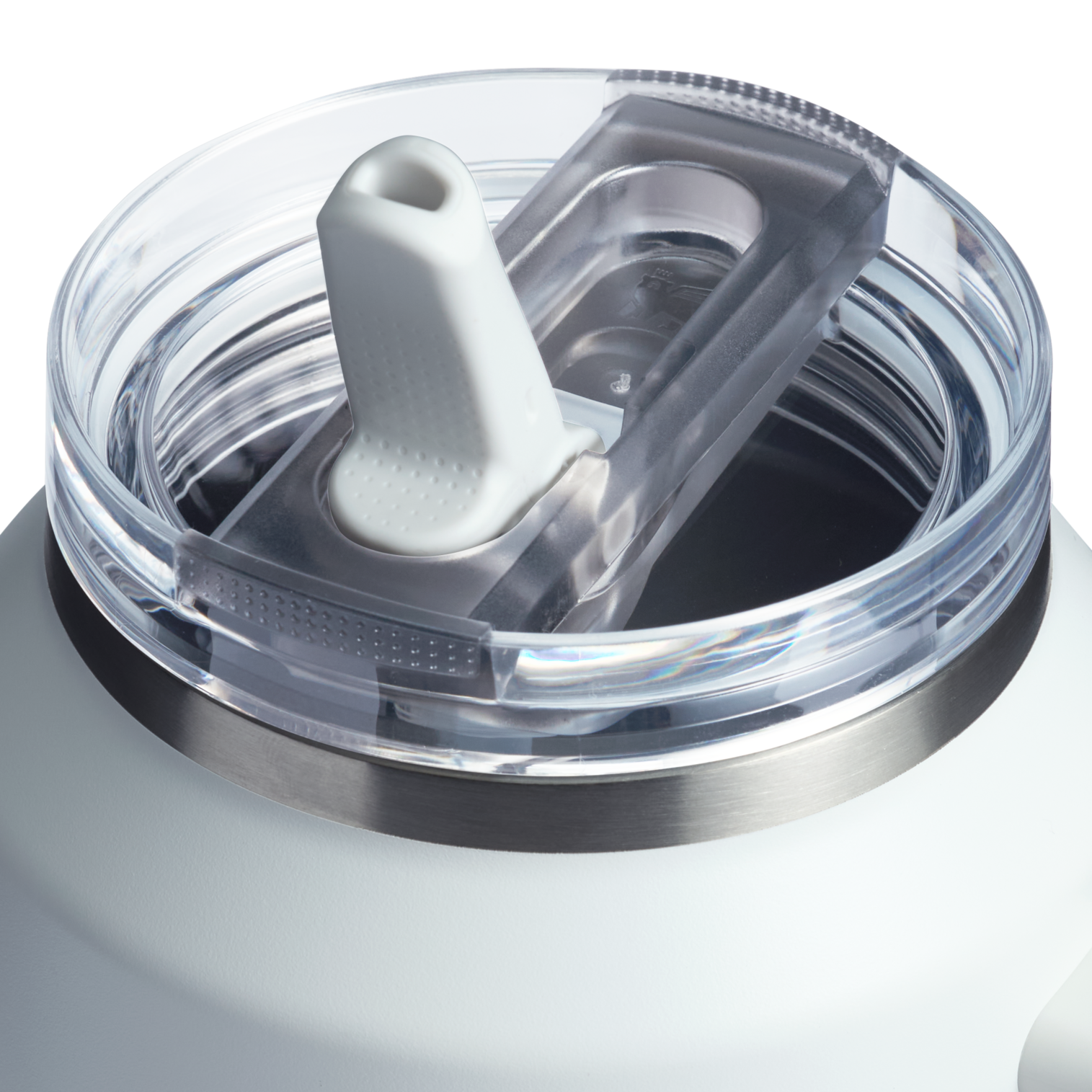 Web_PNG_Square-TheQuencherProTourFlipStrawTumbler64OZ-FrostFade-LidDetail.png