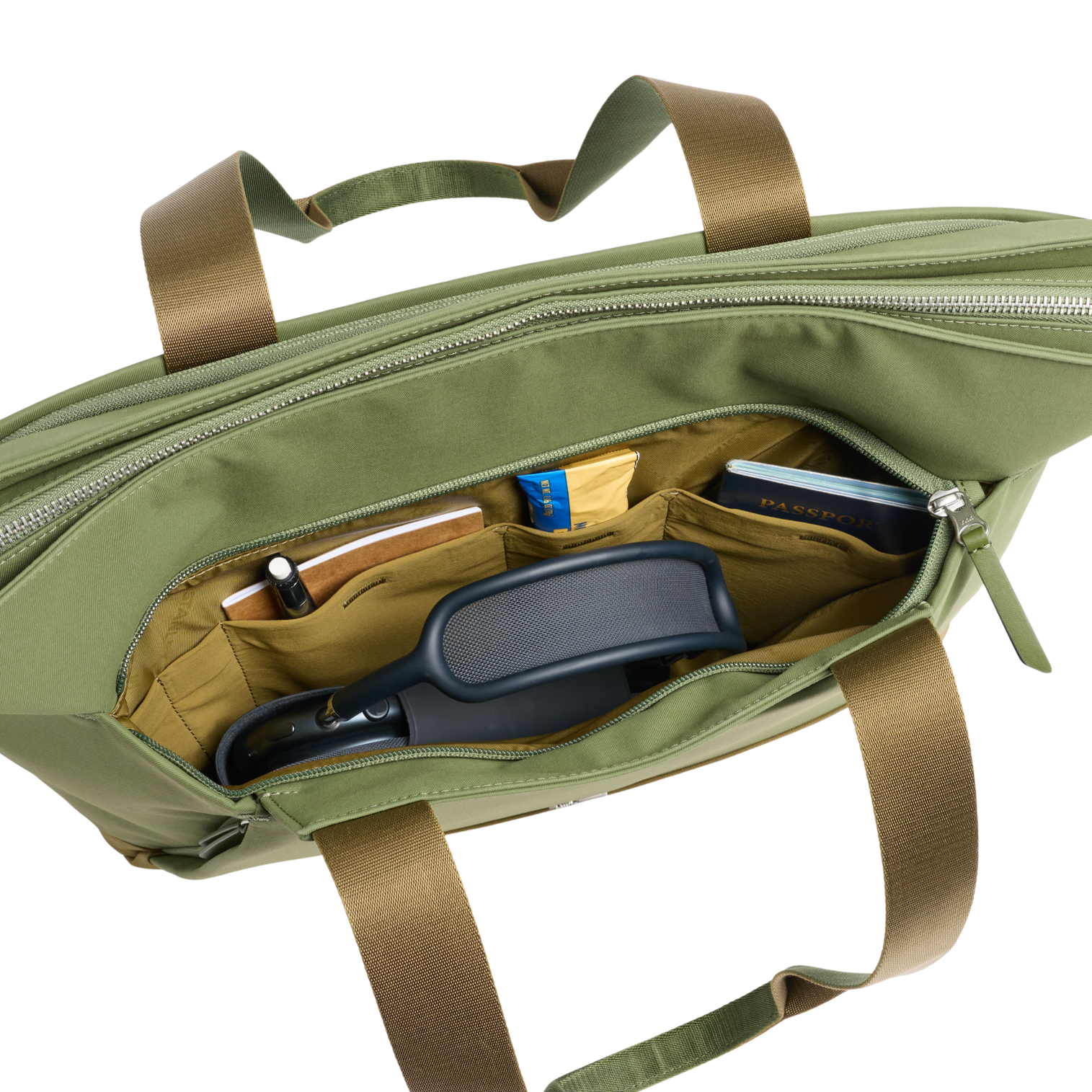 Web_PNG_Square-TheStandbyTote21.8qt-20.6L-DriedPine-HeroFrontPocketv2.png