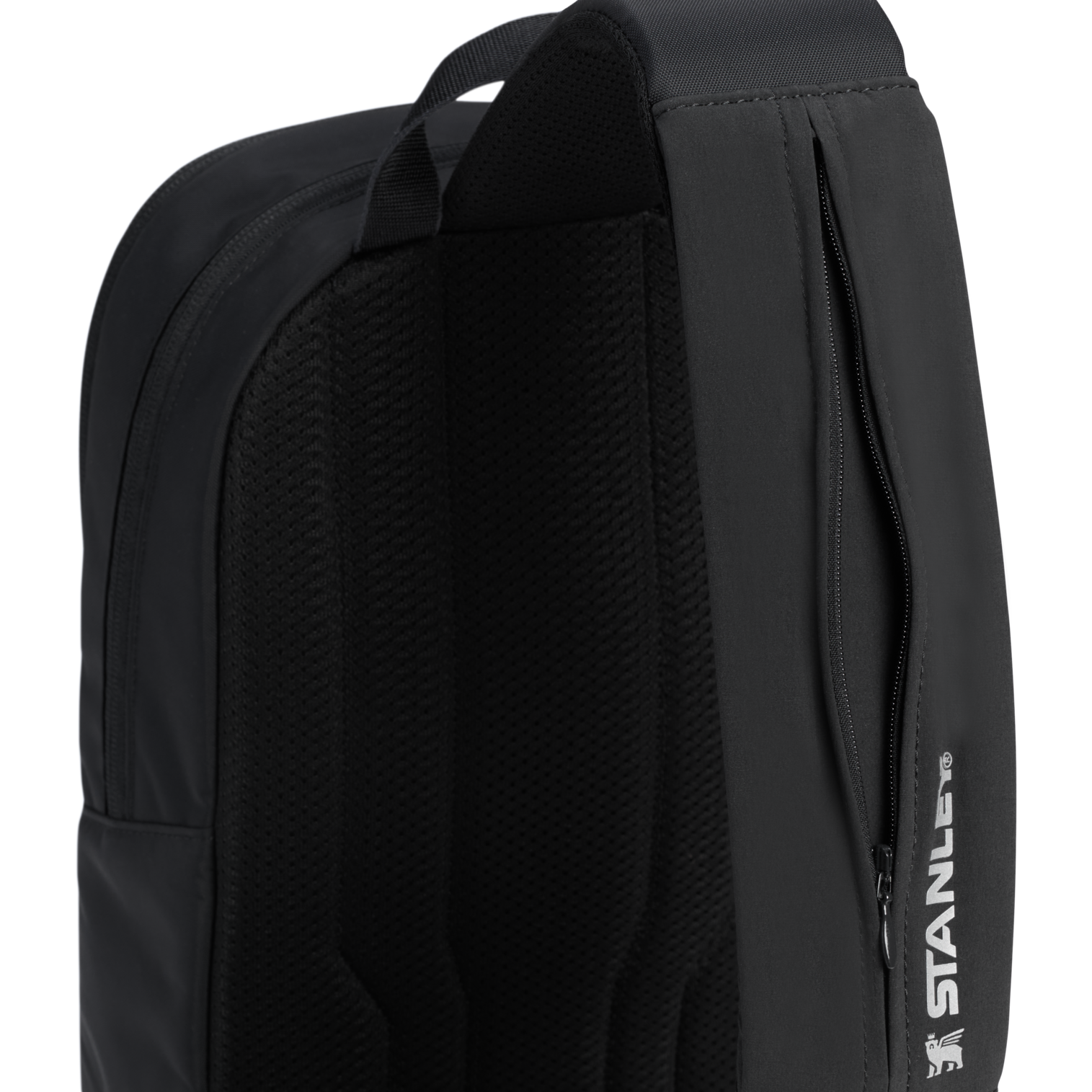 Web_PNG_Square-TheVitalizeMacroMethodCrossbody10QT-Black-Detail.png